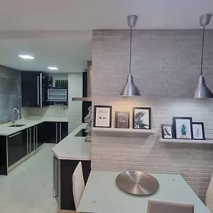Piso Centrico Y Tranquilo Apartamento
